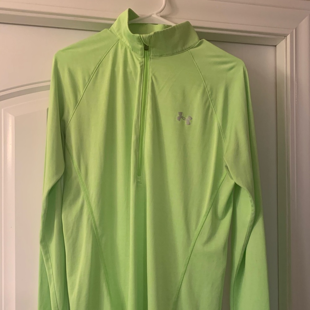 Under Armor pull-over